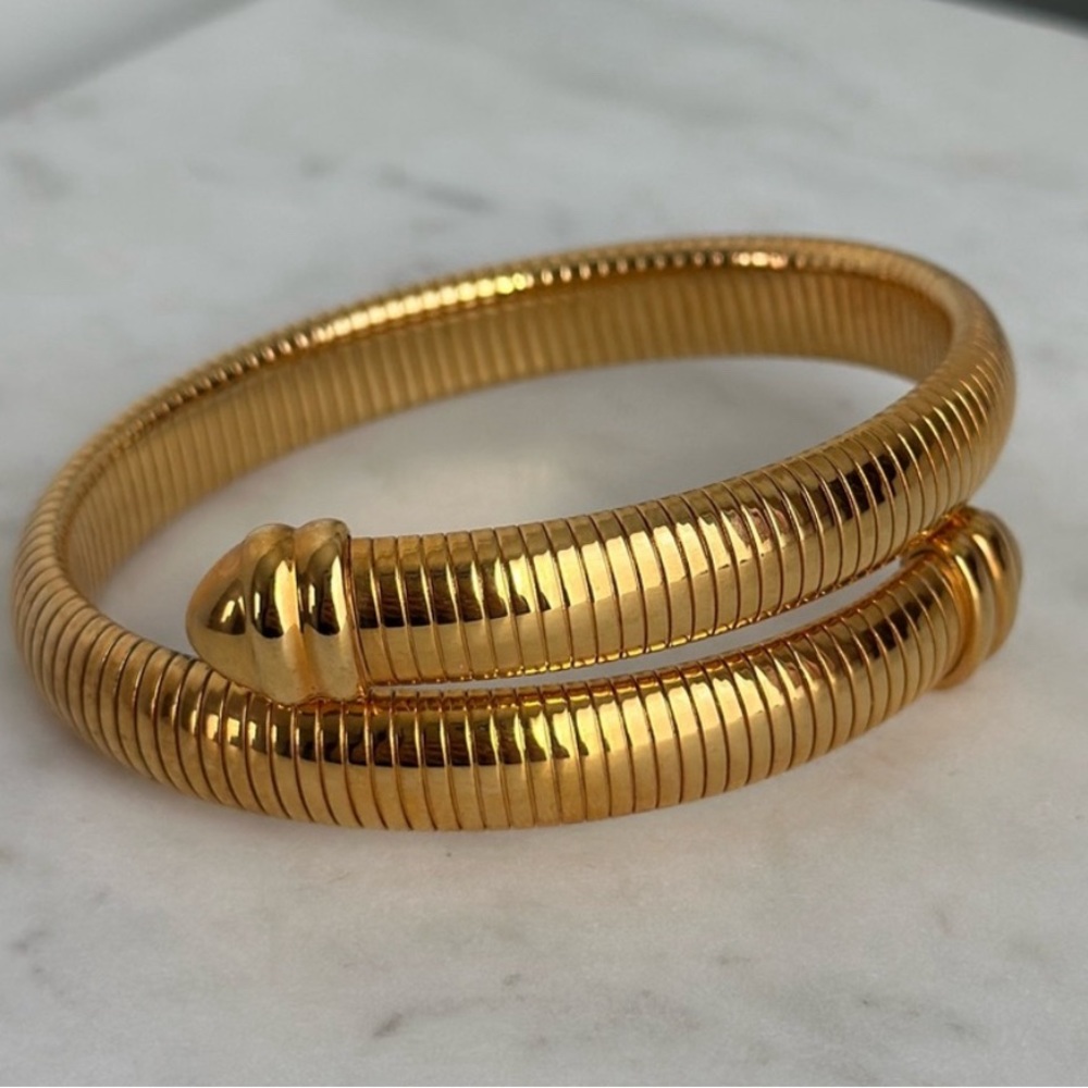 Gold Tone Bypass Bracelet Ribbed Adjustable Bangle Shiny Retro Disco Joan Rivers